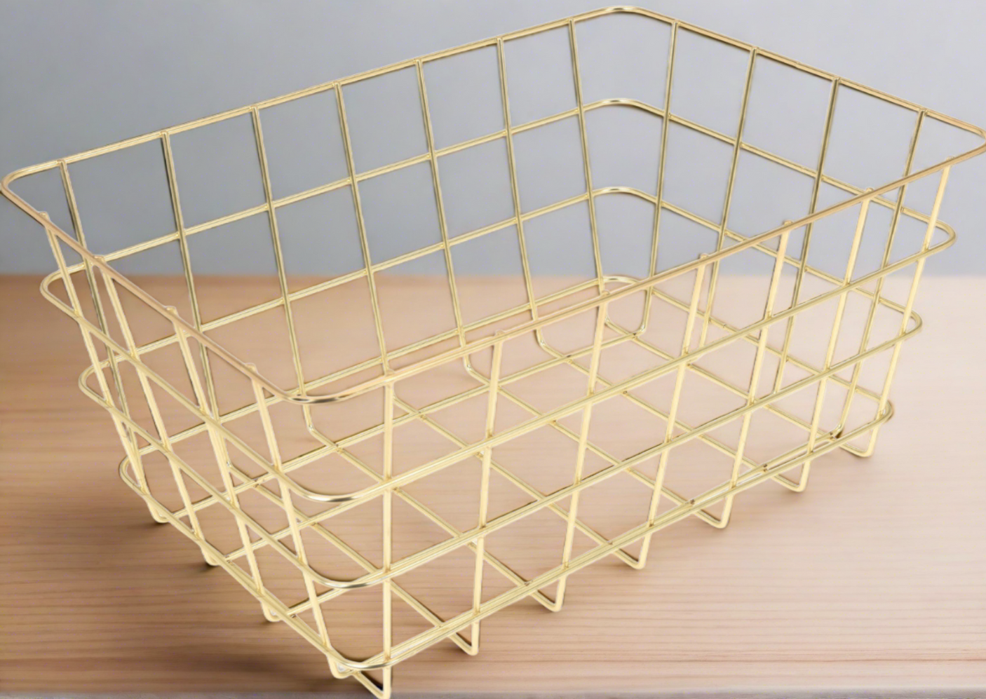 Basket 300x210x140mm Gold Clr