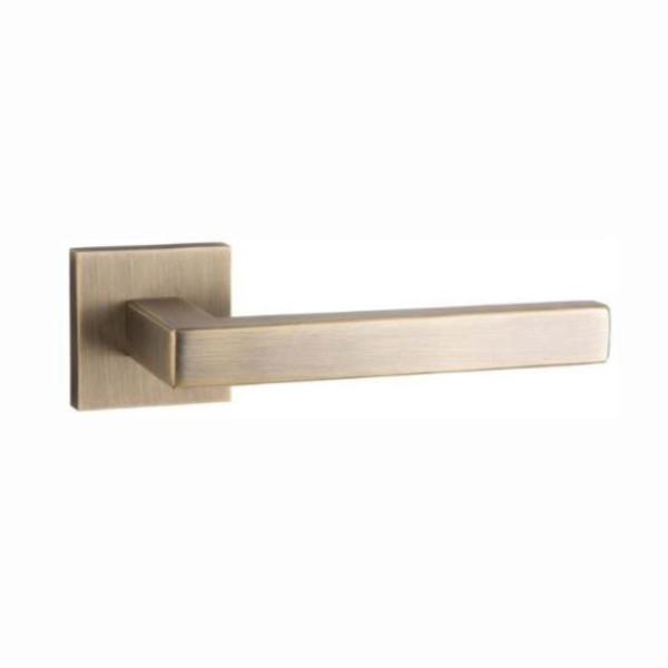 EuroArt Lever Handle on Rose With Escutheons