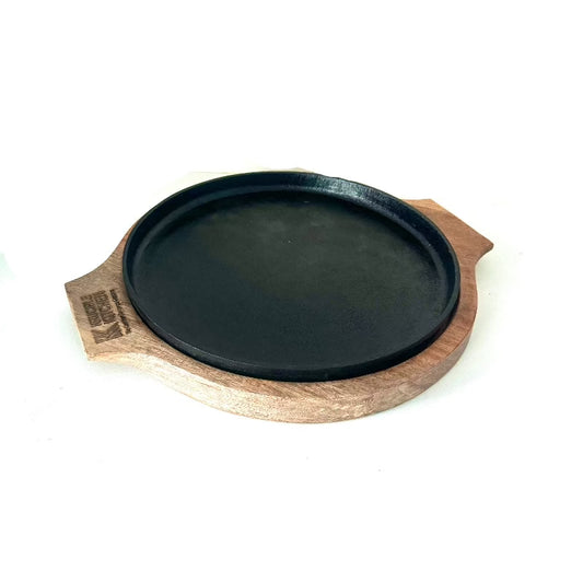 Cast Iron Sizzler 25cm Round With Wooden Base