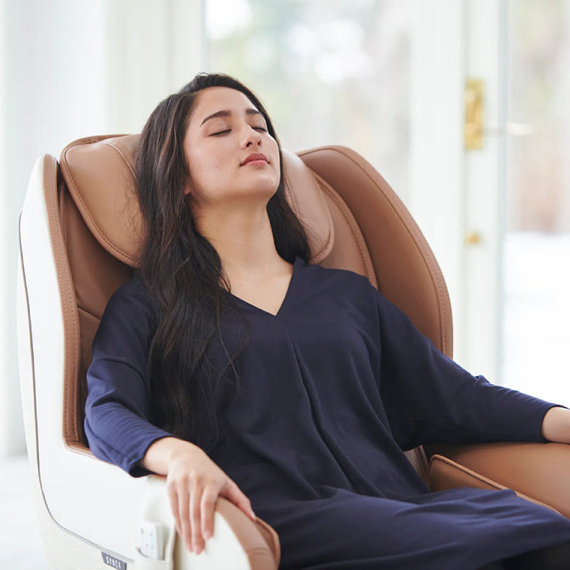 Luxury Full Body Massage Chair Circ+