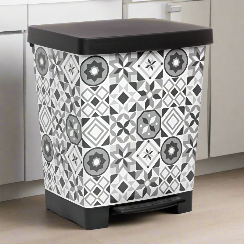 Pedal Dust Bin Cubik Deco