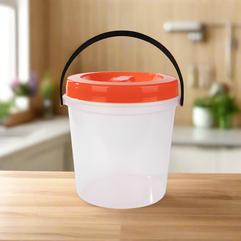 Plastic Storage Bucket With Lid 5.5L