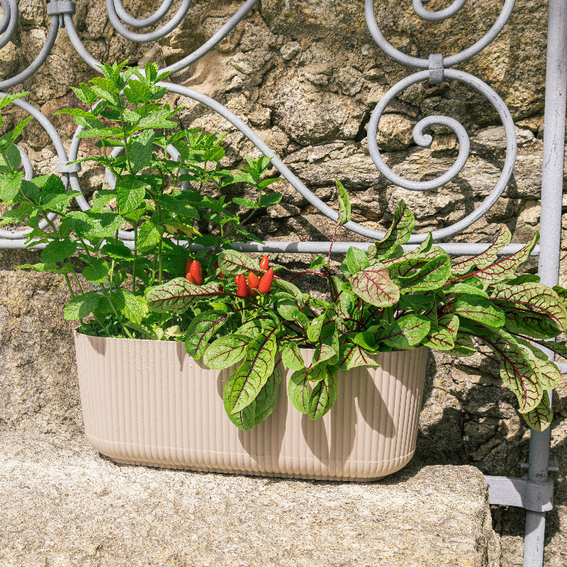 Round striped flower Pot 4.5L