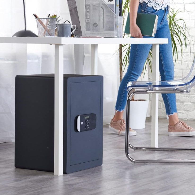 Yale Maximum Security Biometric Office Safe