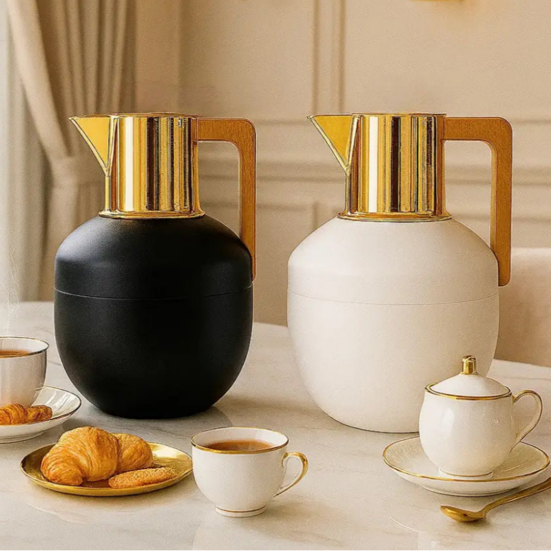 Vacuum Flask With Wooden Handle 1L