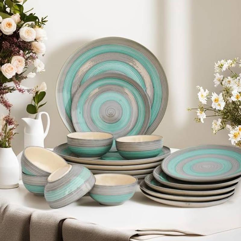 Porcelain Dinner Set