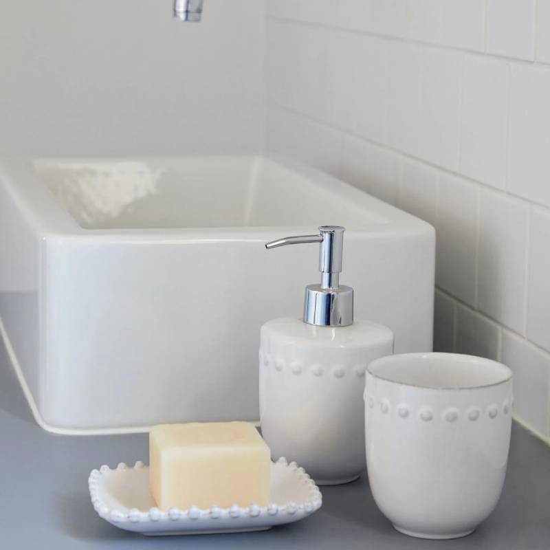 Bathroom Accessories - Soap Dishes