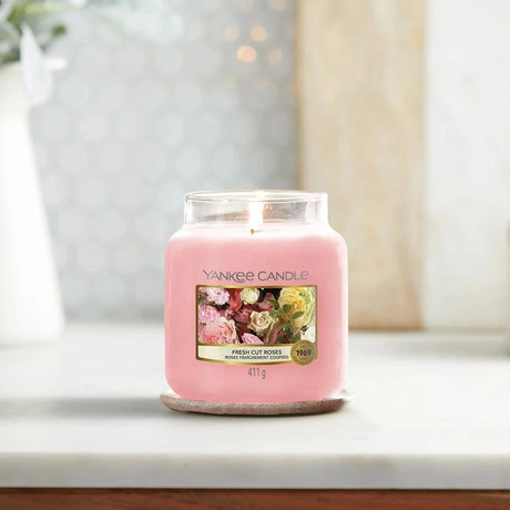 Yankee Scented Candle "Fresh Cut Roses" 411gm