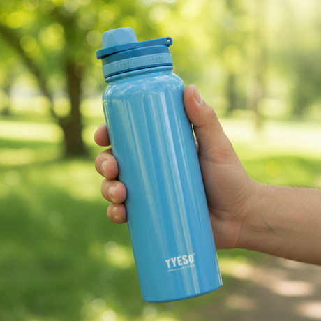 Tyeso Vibrant Vacuum Insulated Sports Bottle 750ml Blue