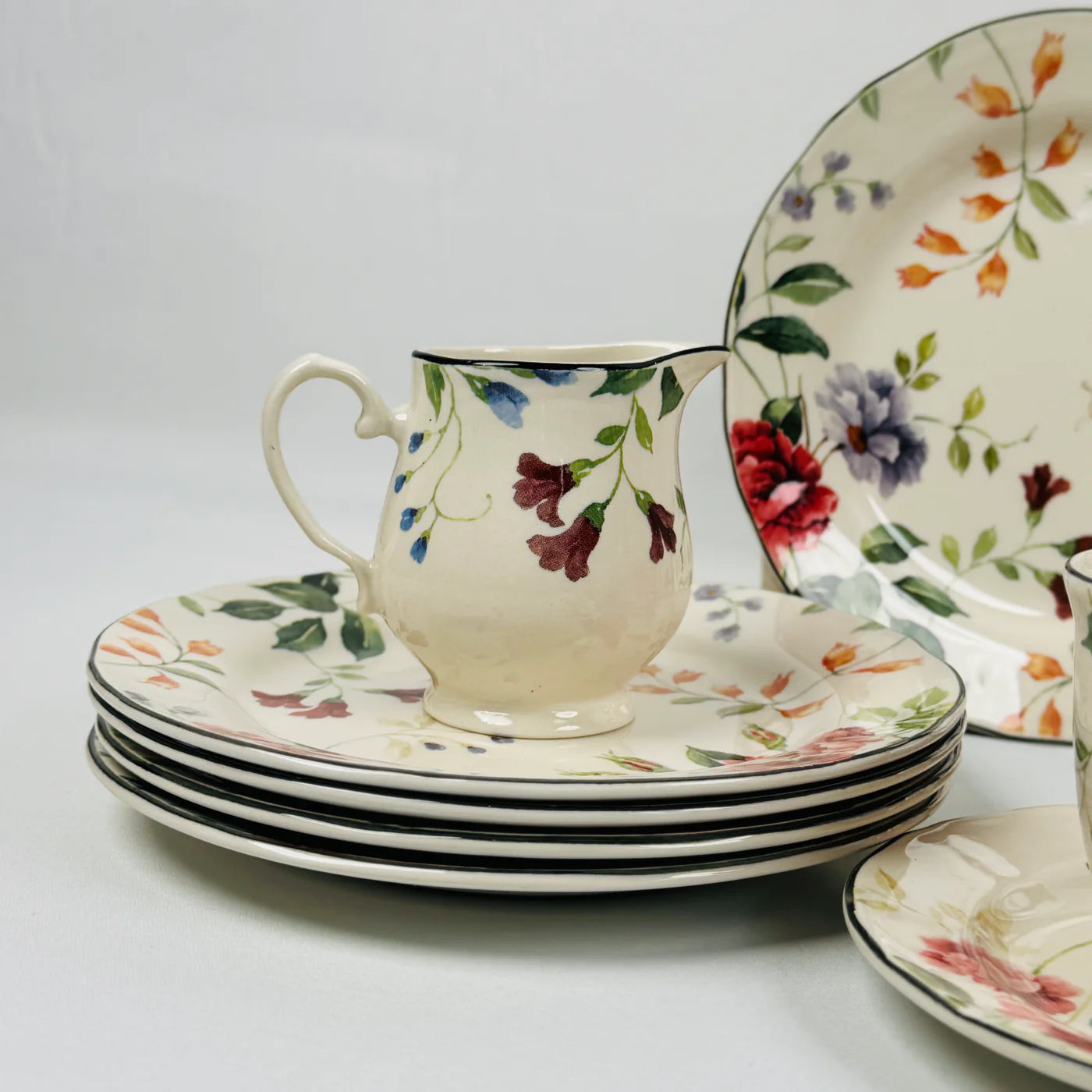 Priscilla With Banding 85Pcs Dinner Set