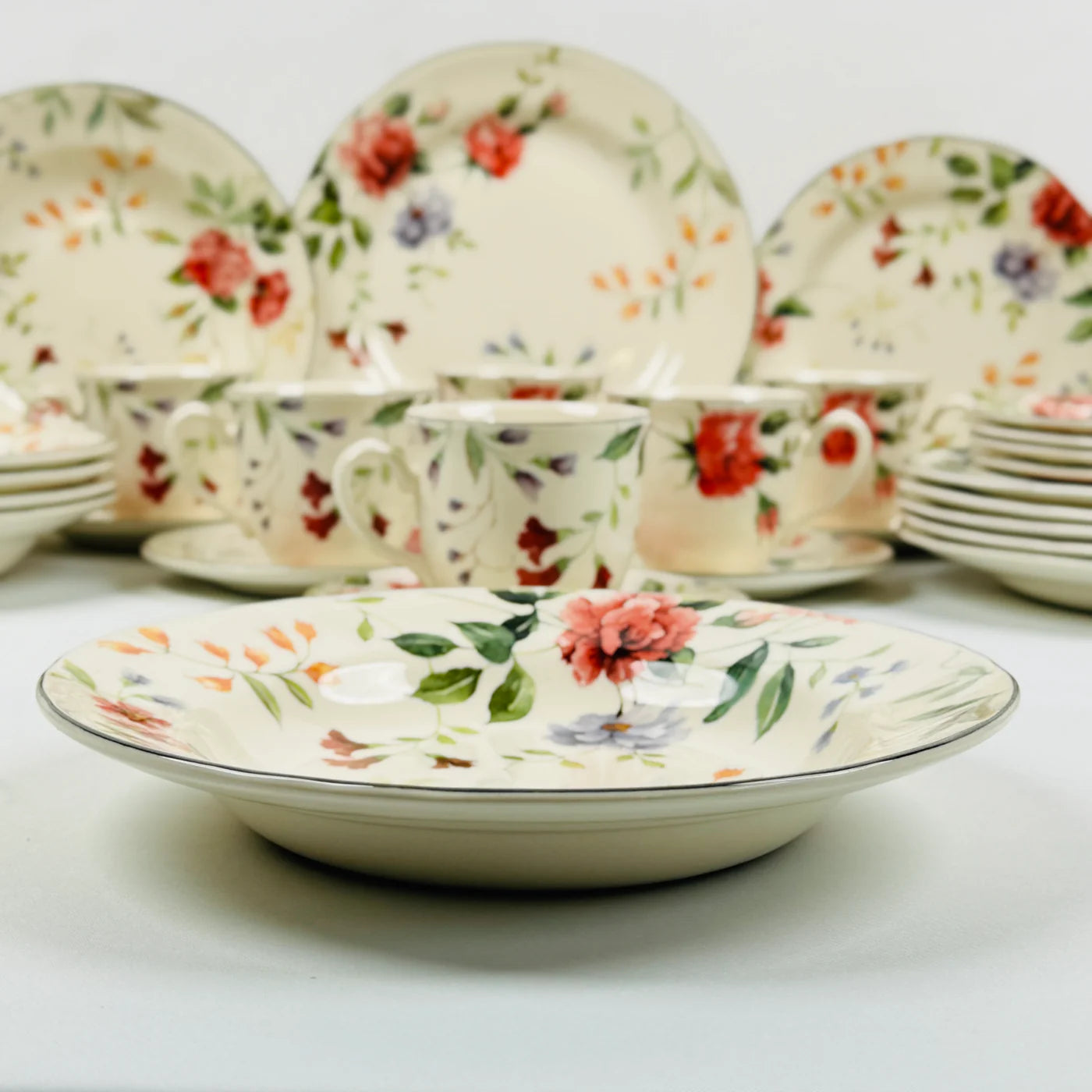 Priscilla With Banding 85Pcs Dinner Set
