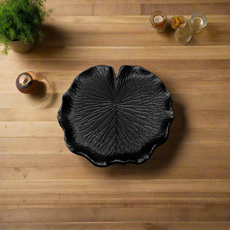 Lilly Leaf Serving Tray Black