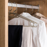 Plastic Clothes Hanger (Set of 06)