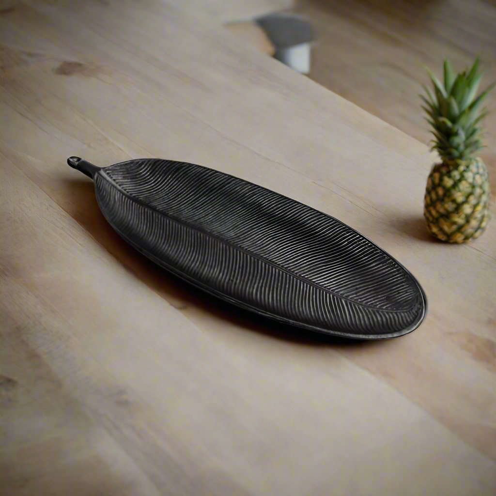 Pineapple leaf Serving Tray Large Black