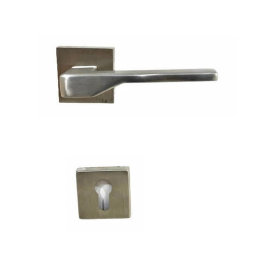 Lever Handle With Key Hole