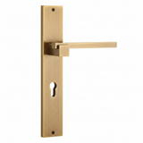 Brass door lever handle with line plate, horizontal lever and keyhole cutout