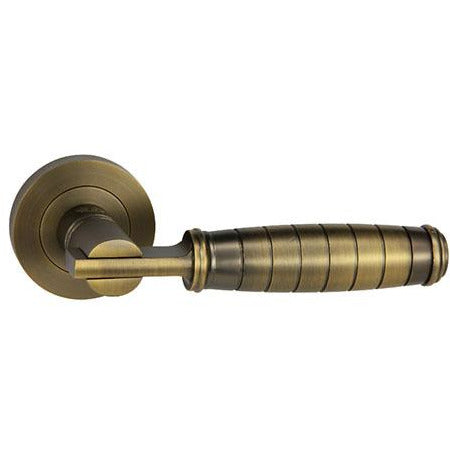 Handle on Rose MAB