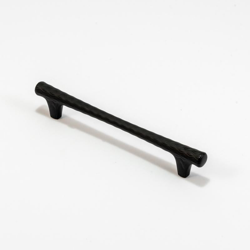 FURNITURE HANDLE BLACK 128mm